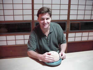 Tom Morris, potter, pottery teacher and Japanese ceramics enthusiast.
